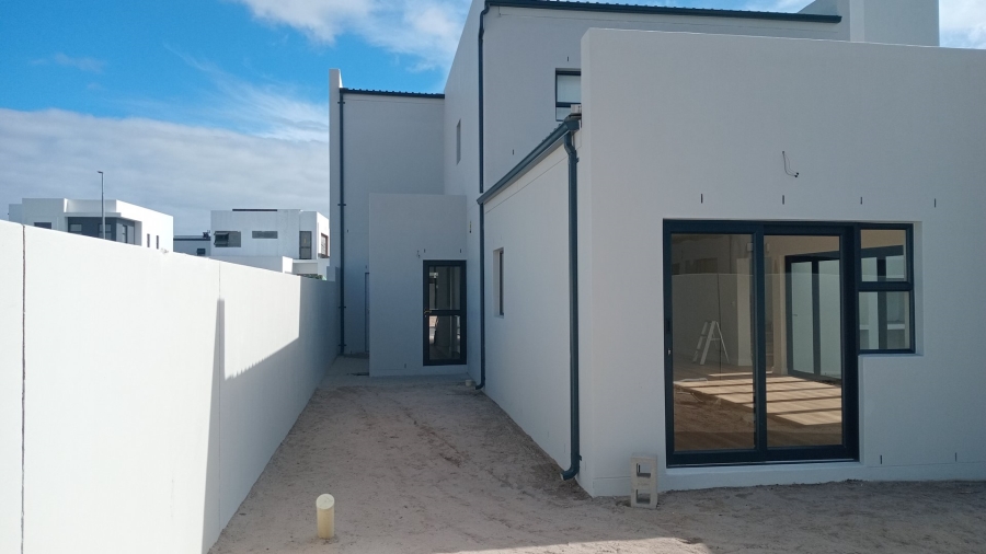 4 Bedroom Property for Sale in Sandown Western Cape